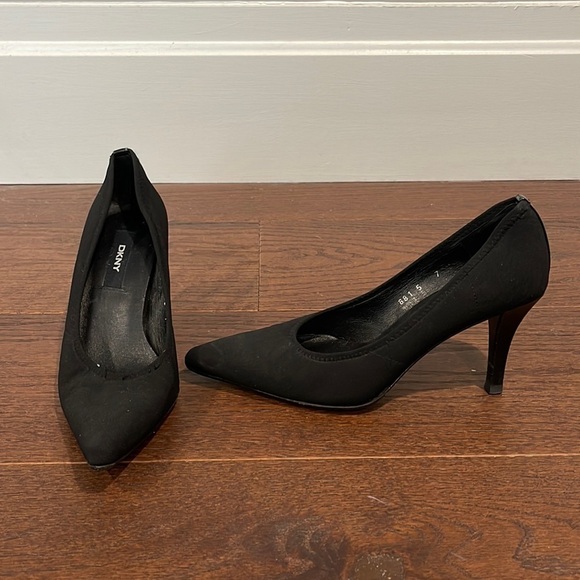 DKNY Fabric Women’s Pumps Size 7 - Picture 1 of 9